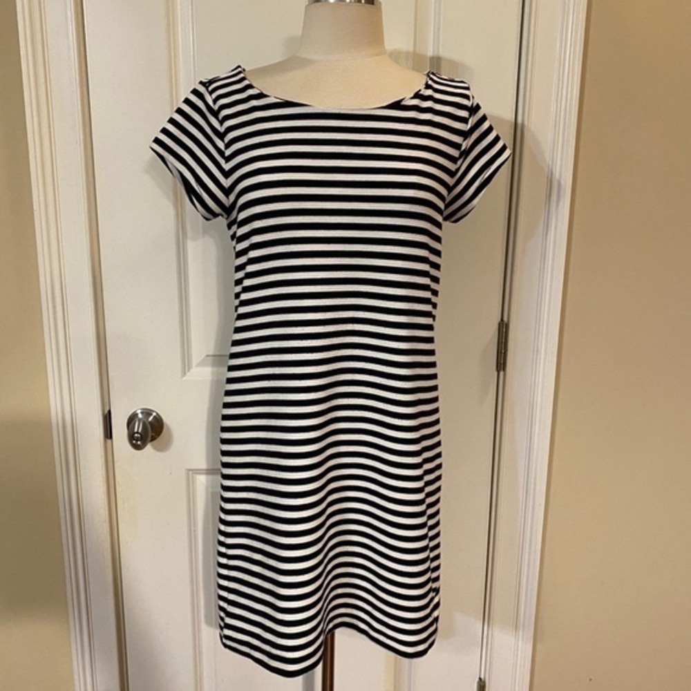 GAP Black & White Striped Short Sleeve T-Shirt Dress | Size M
